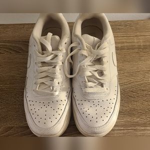 Nike Air Force One Size 6